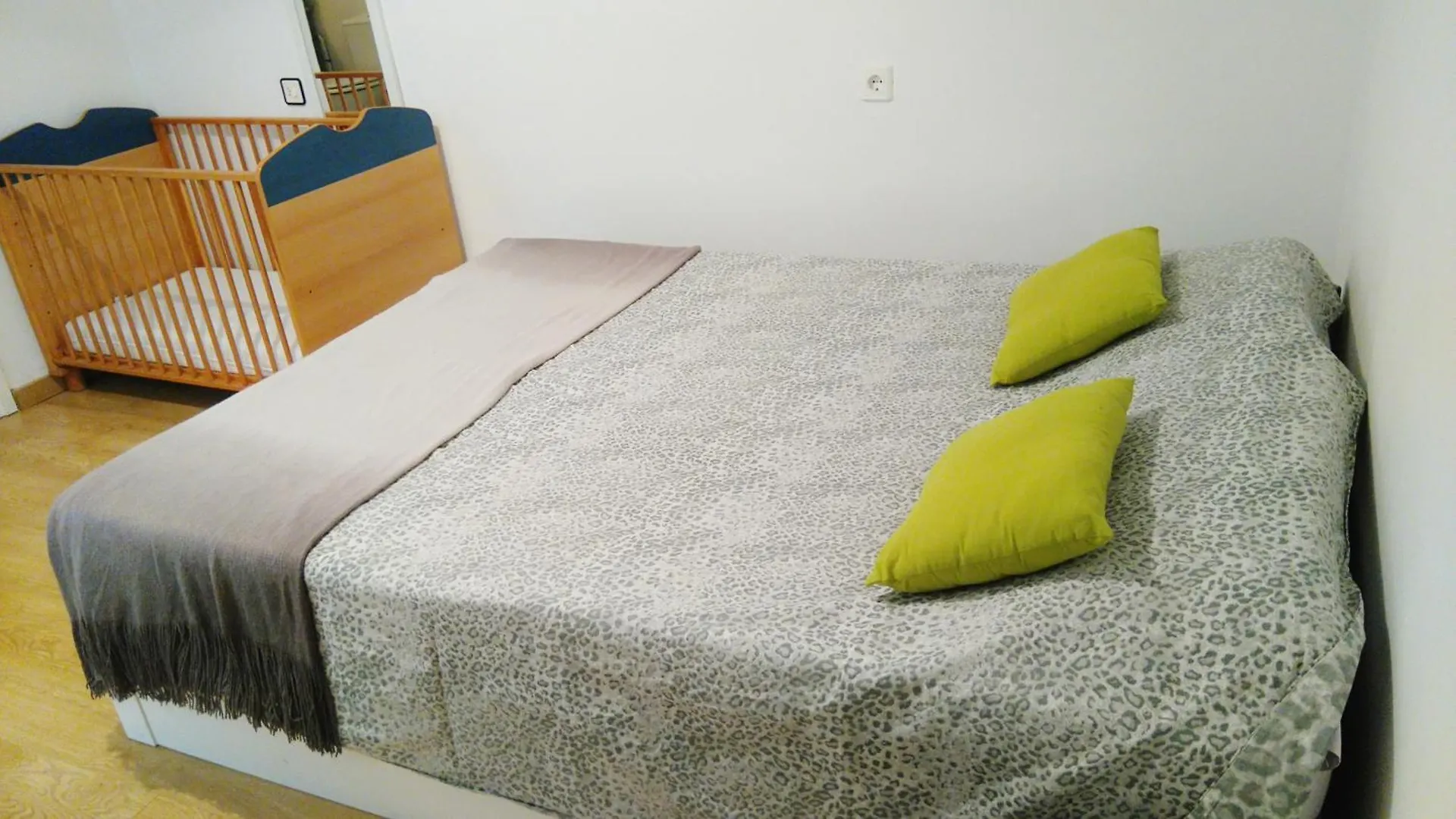 Girona Cul De La Lleona Apartment