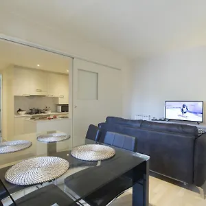 Apartment Bravissimo Cort Reial-2b, Girona